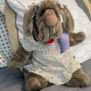 Vintage 1981 Ganz Bros Wrinkles  Dog  17" Hand Puppet